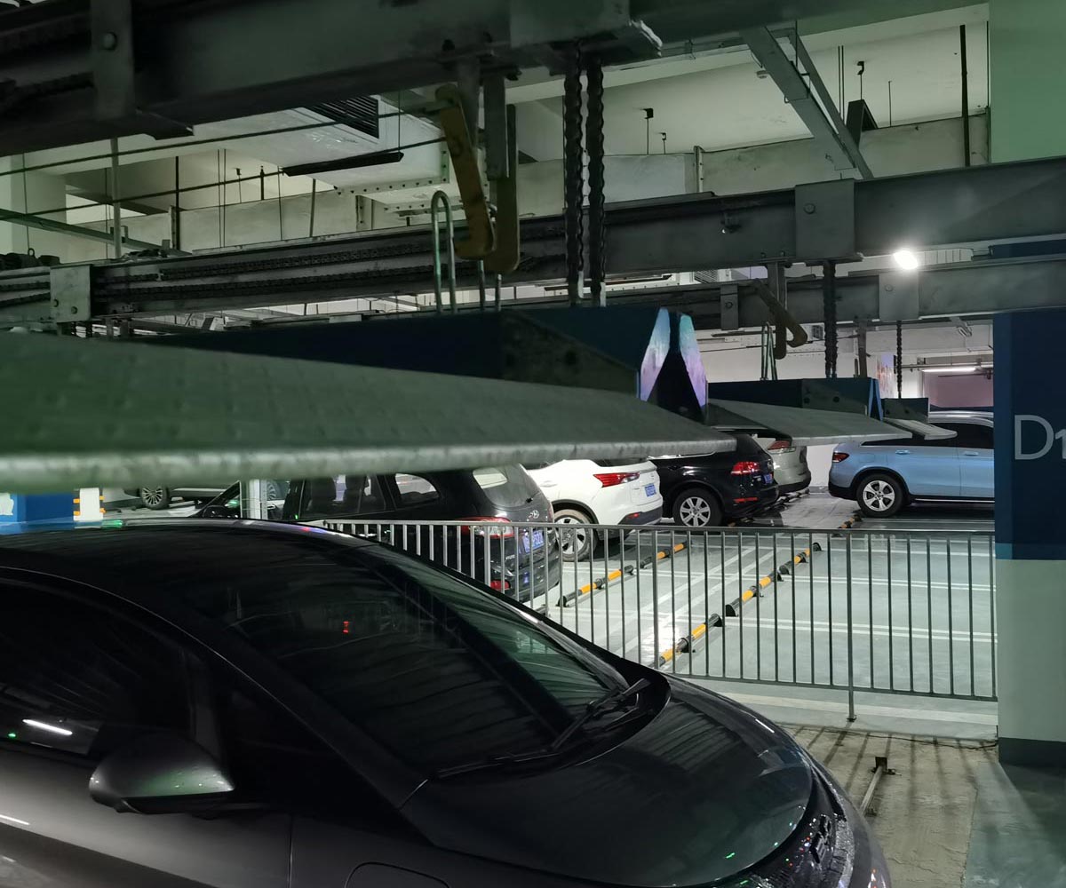 七星關(guān)上下升降立體停車設(shè)備拆除